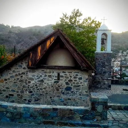 Isminis Petroktisto Holidays Stonehouse Apartmán