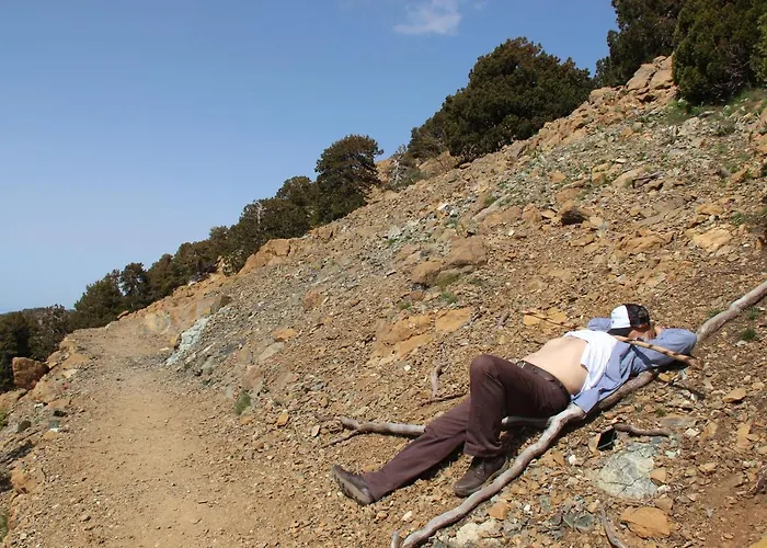 Isminis Petroktisto Holidays Stonehouse *