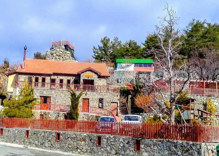 Апартаменты Isminis Petroktisto Holidays Stonehouse *